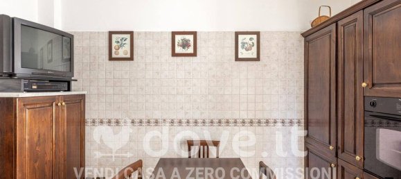 3 Schlafzimmer Wohnung in Novara, Italy, Nr. 302134 28