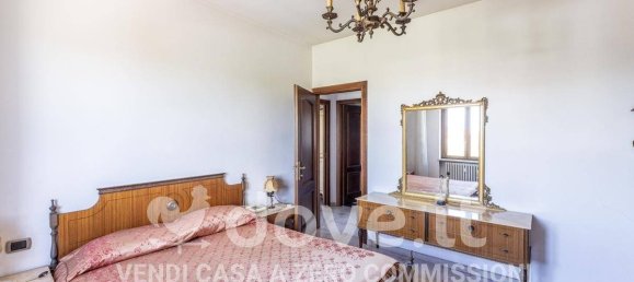 3 Schlafzimmer Wohnung in Novara, Italy, Nr. 302134 4