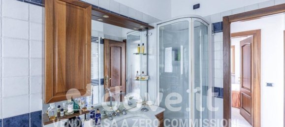 3 Schlafzimmer Wohnung in Novara, Italy, Nr. 302134 38