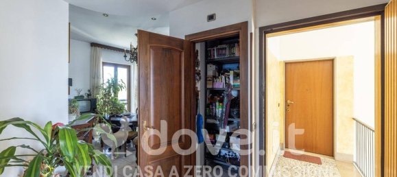 3 Schlafzimmer Wohnung in Novara, Italy, Nr. 302134 35