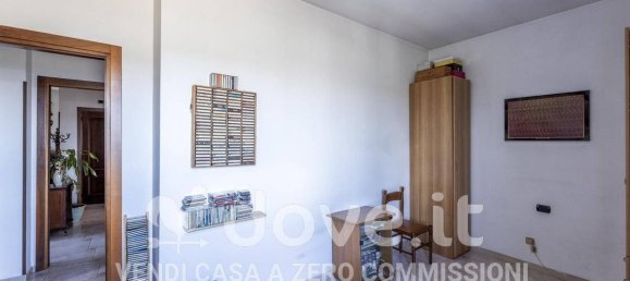 3 Schlafzimmer Wohnung in Novara, Italy, Nr. 302134 17