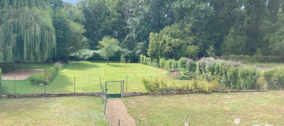 Moradia em banda T3 em Saint-Paterne-Racan, France N.º 329104 2