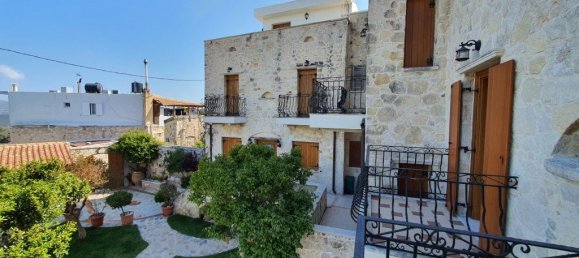 390m² Maisonette in Heraklion, Greece No. 2733 2