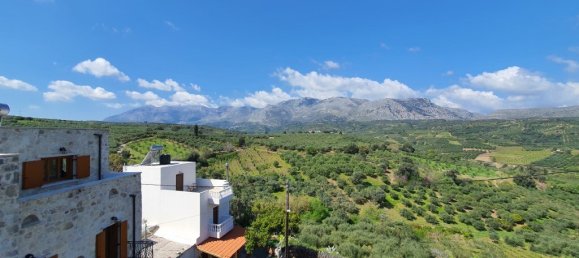 390m² Maisonette in Heraklion, Greece No. 2733 17