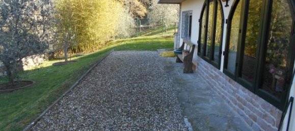 Casa de 3 habitaciónes en Castelfranco Piandiscò, Italy No. 235930 21