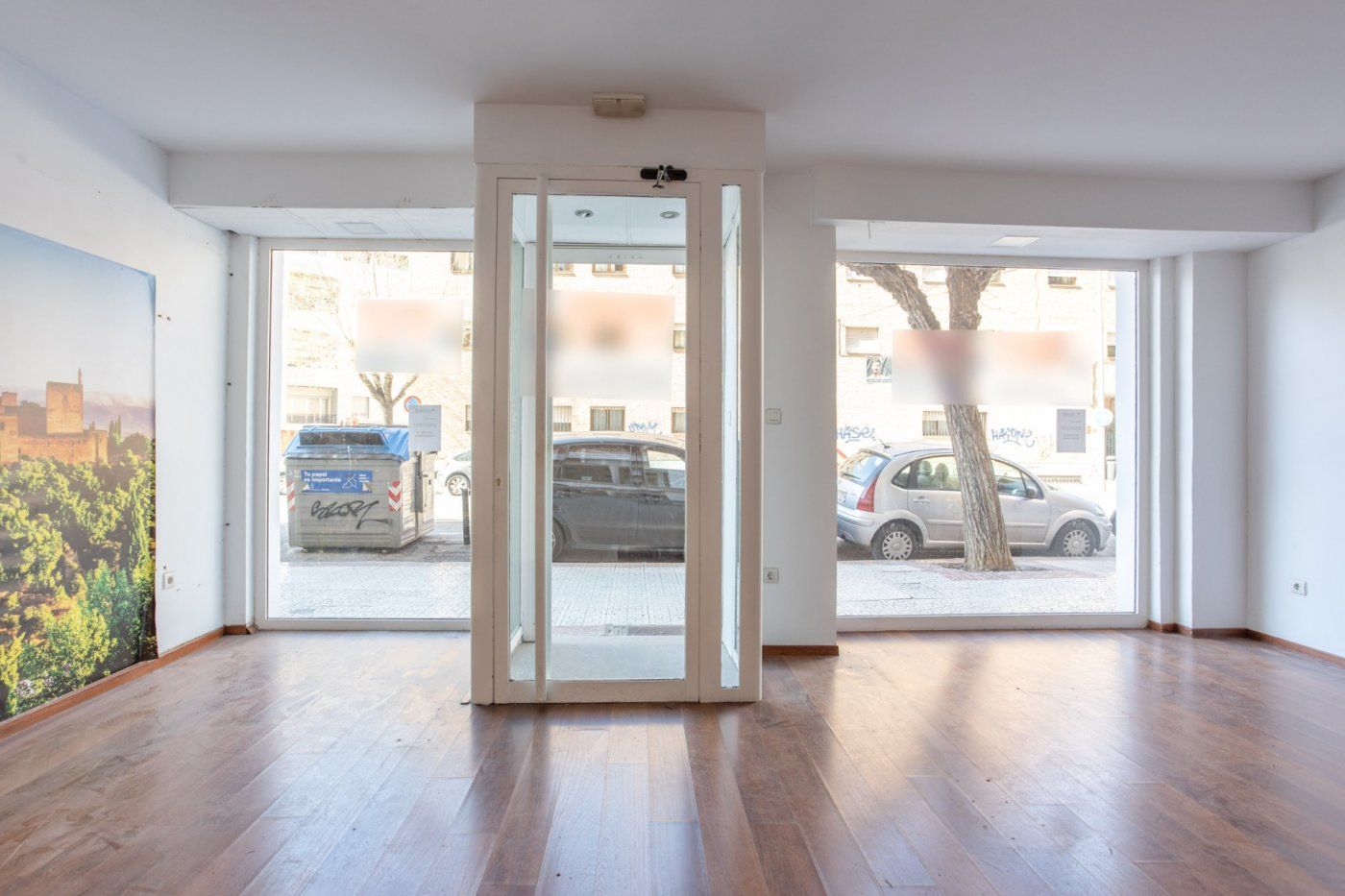 Gewerbliche Immobilie in Granada, Spain 45m², Nr. 100024