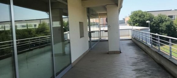 Коммерческая недвижимость 500м² в Чезенатико, Италия № 251794 2