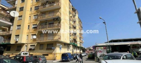 2 Schlafzimmer Wohnung in Crotone, Italy, Nr. 117044 2