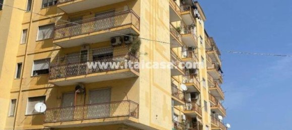 2 Schlafzimmer Wohnung in Crotone, Italy, Nr. 117044 3