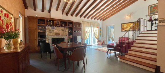 4 rooms Villa in Fino Mornasco, Italy No. 286299 12