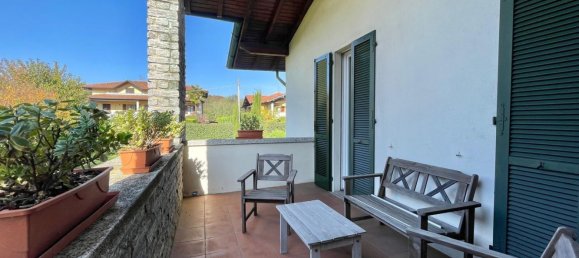4 rooms Villa in Fino Mornasco, Italy No. 286299 40