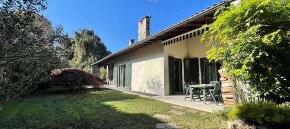 4 rooms Villa in Fino Mornasco, Italy No. 286299 9