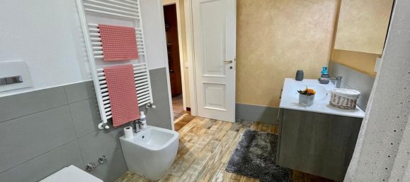 4 rooms Villa in Fino Mornasco, Italy No. 286299 49