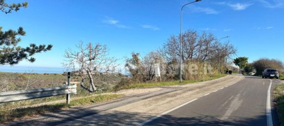 Terreno em Silvi, Italy 7060 m² N.º 260115 8