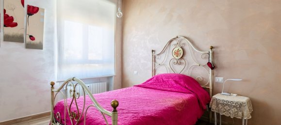 3 bedrooms Apartment in Rome, Italy No. 373923 10