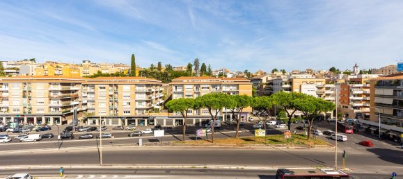 3 bedrooms Apartment in Rome, Italy No. 373923 45