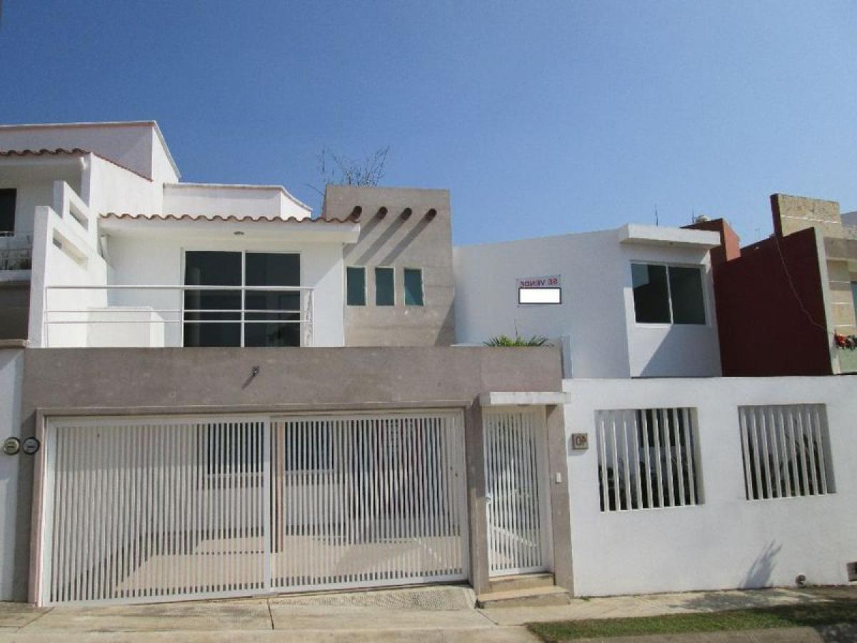 Casa de 3 dormitorios en Veracruz, Mexico No. 209304