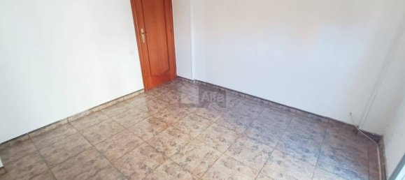 Apartamento de 3 dormitorios en L'Hospitalet de Llobregat, Spain No. 167800 8