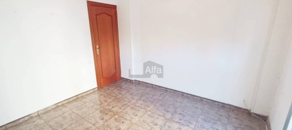 Apartamento de 3 dormitorios en L'Hospitalet de Llobregat, Spain No. 167800 10