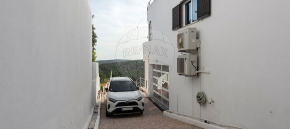 3 bedrooms House in Loule, Portugal No. 30031 40