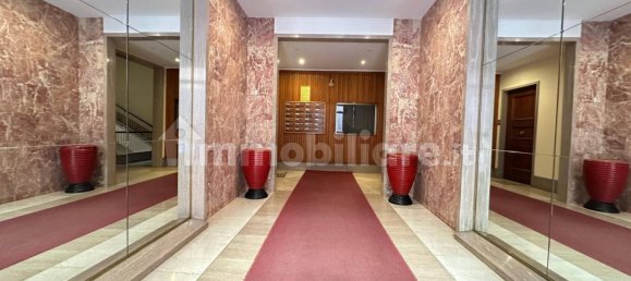 Apartamento de 4 dormitorios en Genoa, Italy No. 39192 33