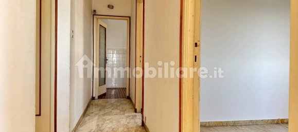Apartamento de 4 dormitorios en Genoa, Italy No. 39192 14