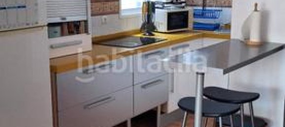 Apartamento de 2 dormitorios en Cádiz, Spain No. 165523 3