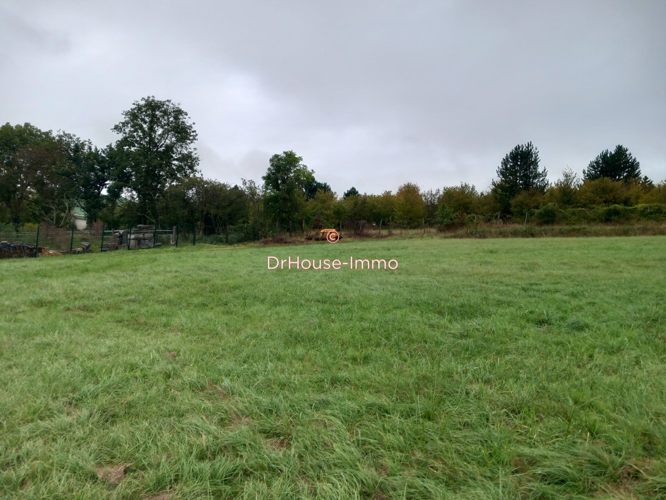 Terreno em Chesley, France N.º 49599