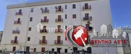Apartamento T4 em Castellaneta, Italy N.º 298202