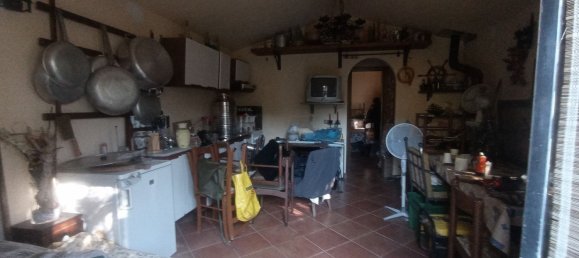 2 rooms House in Camaiore, Italy No. 66140 8