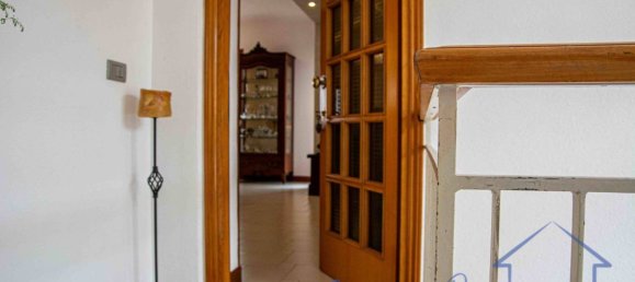 3 bedrooms House in Santarcangelo di Romagna, Italy No. 269969 6