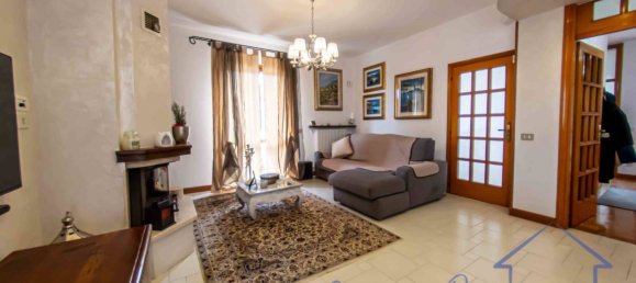 3 bedrooms House in Santarcangelo di Romagna, Italy No. 269969 2