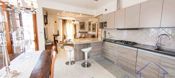 3 bedrooms House in Santarcangelo di Romagna, Italy No. 269969 9