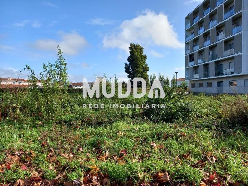 Terreno en Albergaria a Velha, Portugal 317 m² No. 209664