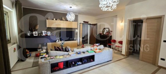 8 rooms Villa in Isernia, Italy No. 281215 25