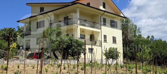 8 rooms Villa in Isernia, Italy No. 281215 6