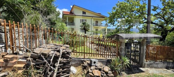 8 rooms Villa in Isernia, Italy No. 281215 3