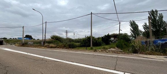 3697m² Land in Zaragoza, Spain No. 156972 6