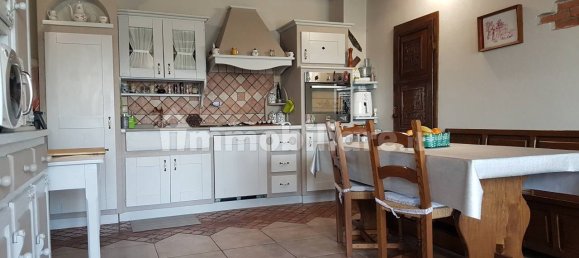 4 bedrooms Villa in Chivasso, Italy No. 89985 22