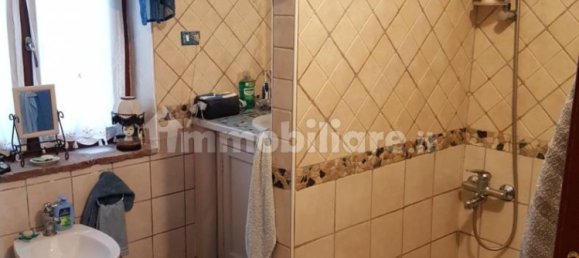 4 bedrooms Villa in Chivasso, Italy No. 89985 3