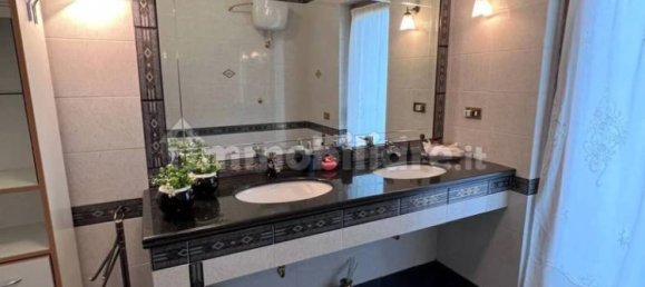 5 bedrooms Apartment in Catanzaro, Italy No. 344195 5