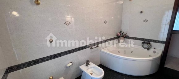 5 bedrooms Apartment in Catanzaro, Italy No. 344195 6