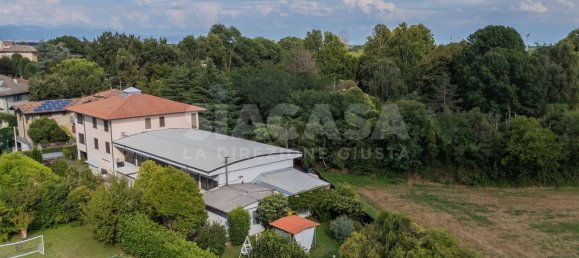 Entrepôt à Cornate d'Adda, Italy 897m² No. 291559 5