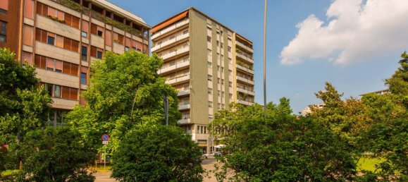 5-Zimmer Büro in Gallarate, Italy, Nr. 71360 19