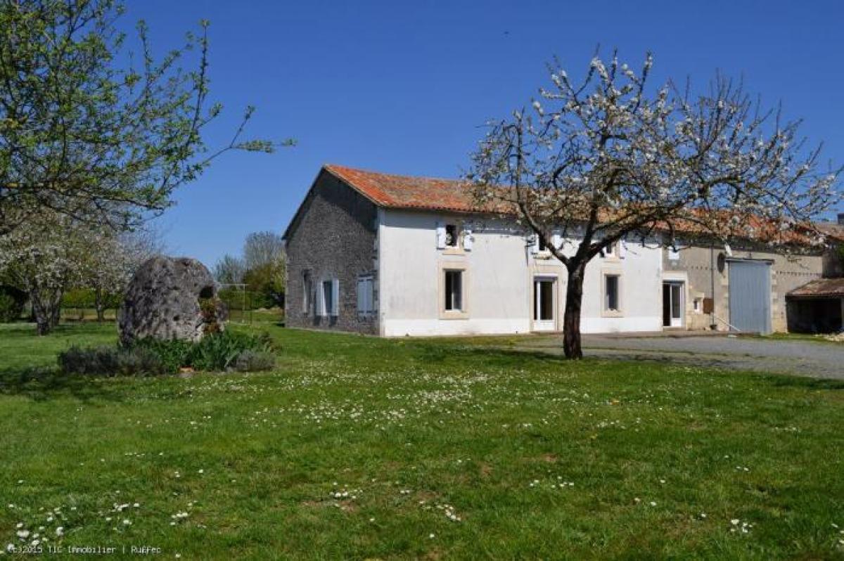 7 Schlafzimmer Haus in Villefagnan, France, Nr. 22422