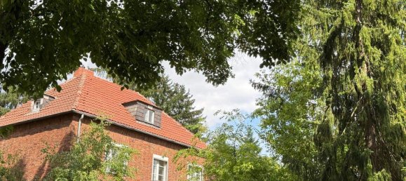 7 rooms Townhouse in Lichterfelde, Germany No. 310051 3