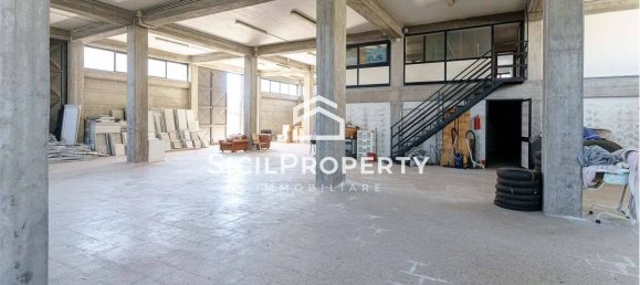 5 rooms Building in Fiumefreddo di Sicilia, Italy No. 74527 11