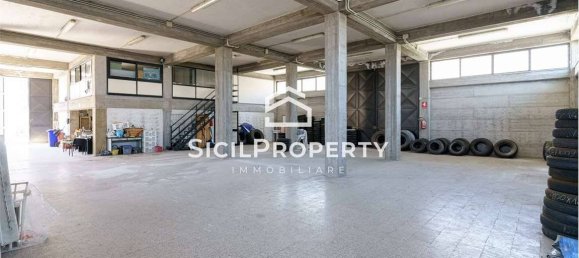 5 rooms Building in Fiumefreddo di Sicilia, Italy No. 74527 10