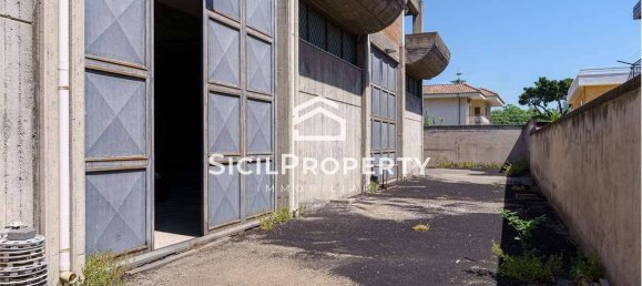 5 rooms Building in Fiumefreddo di Sicilia, Italy No. 74527 6