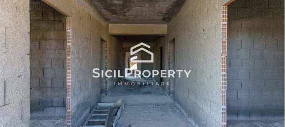 5 rooms Building in Fiumefreddo di Sicilia, Italy No. 74527 27